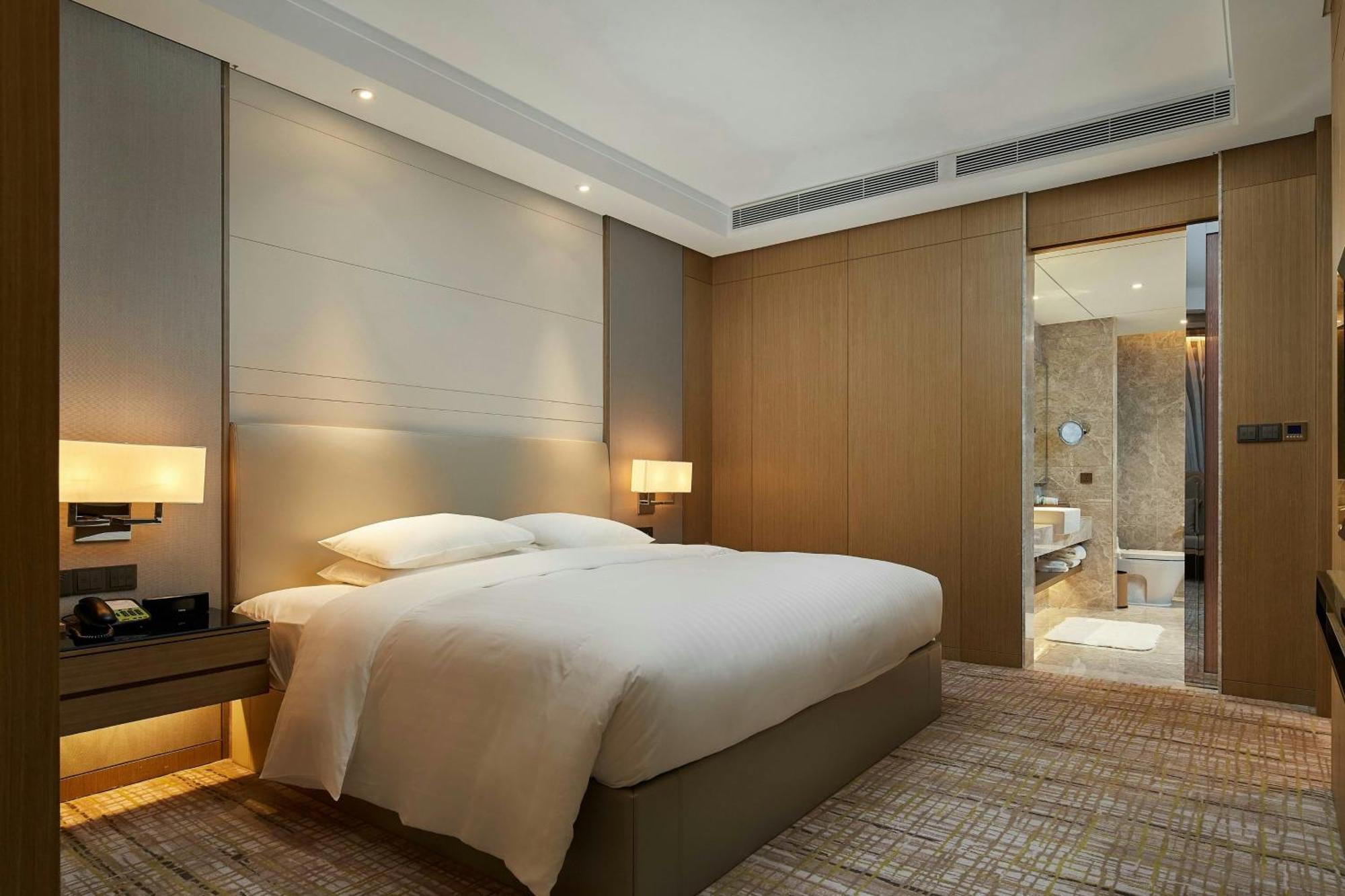 Courtyard By Marriott Xinchang Exterior photo